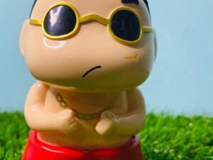 shinchan water spray toy